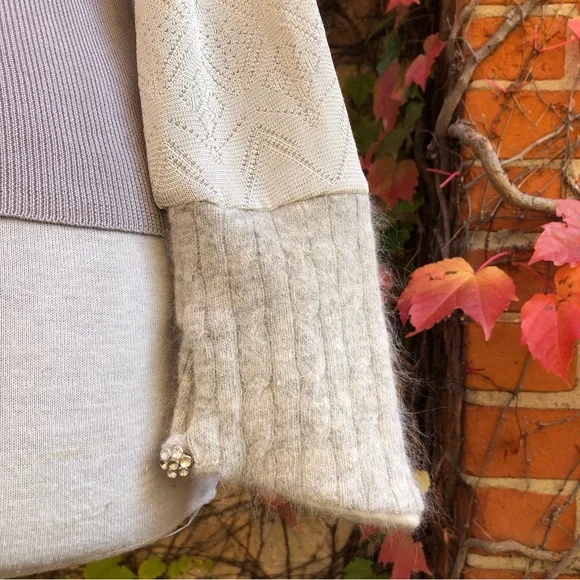 Elegant Women's Sweater with Cowl Neck - Picture 5 of 8